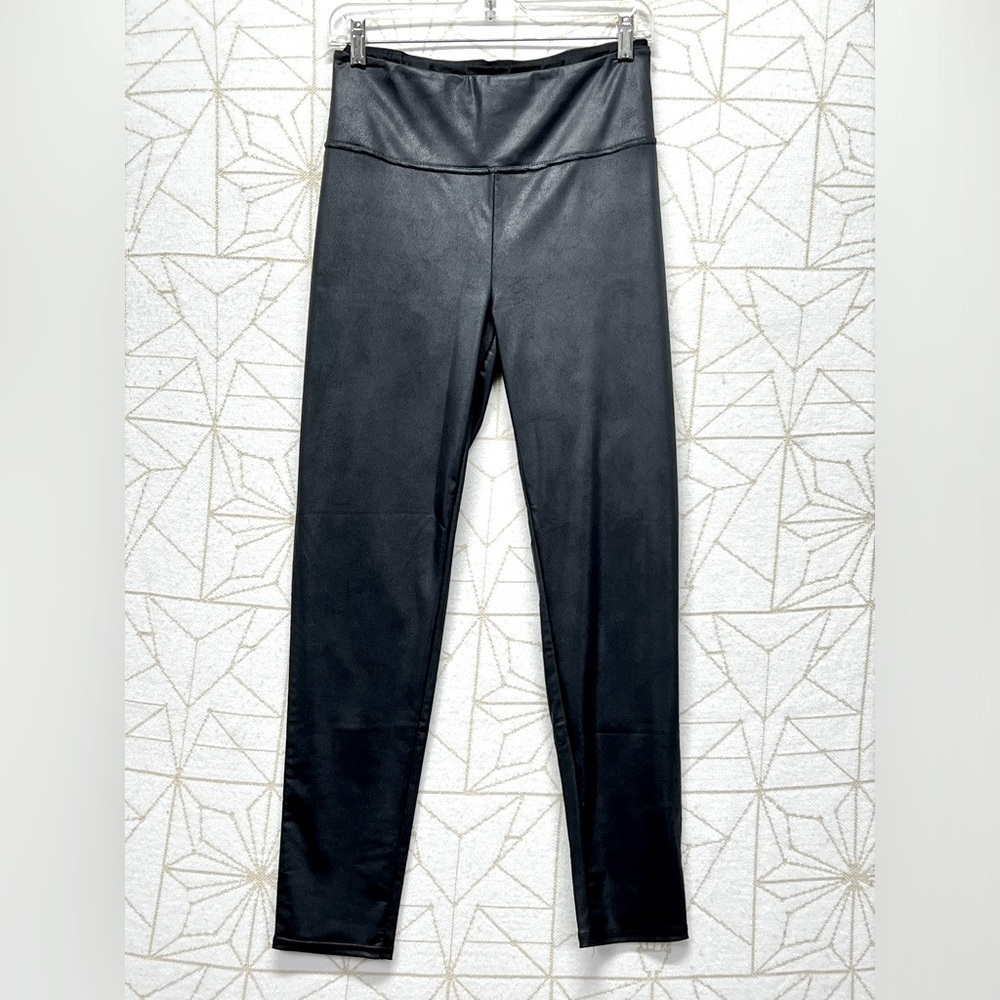 SEVEN7 Black faux leather leggings size XL.